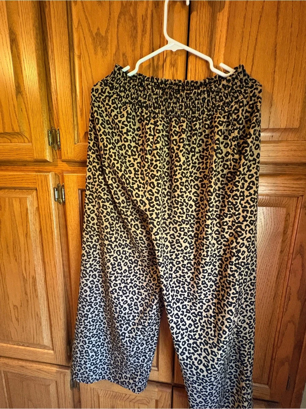 Leopard Print Capris - Women's Relaxed Pull-On Pants, Tan/Black